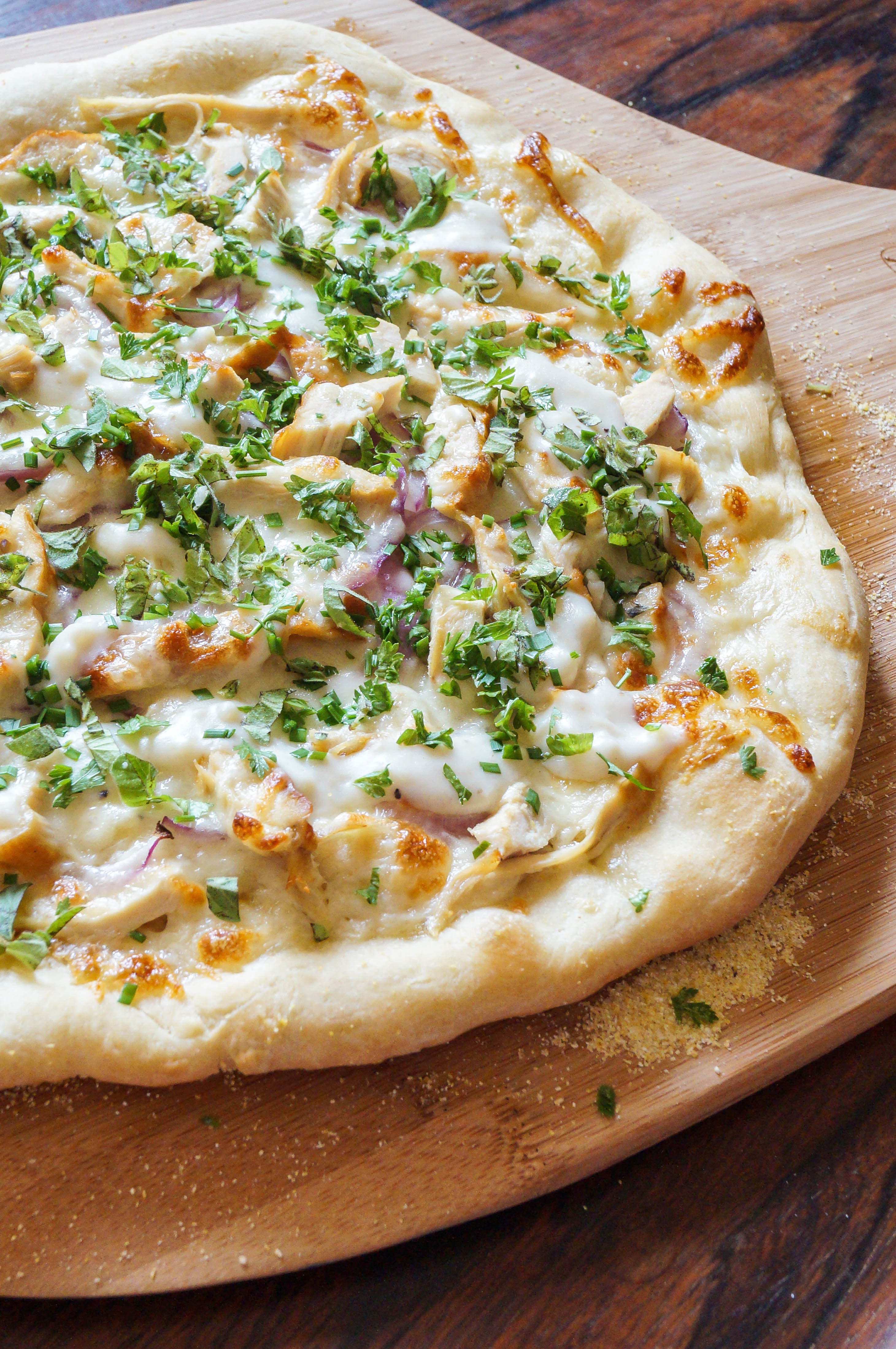 White Sauce For Pizza
 White Pizza with Chicken and Fresh Herbs Tara s