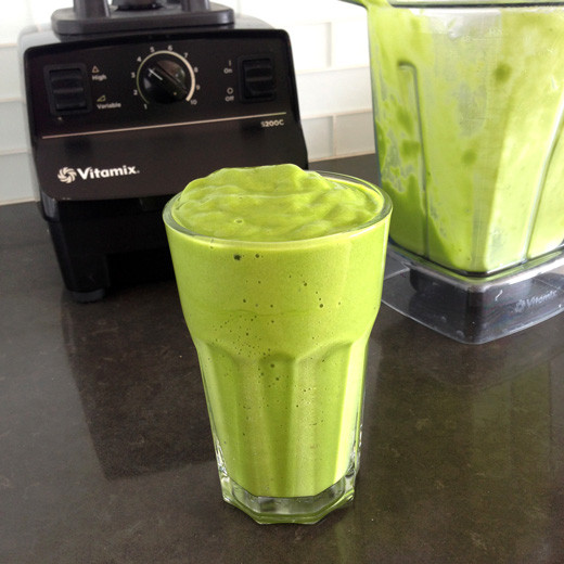 Whole Foods Smoothies
 Copycat whole foods Tropical Green Smoothie Rabbit