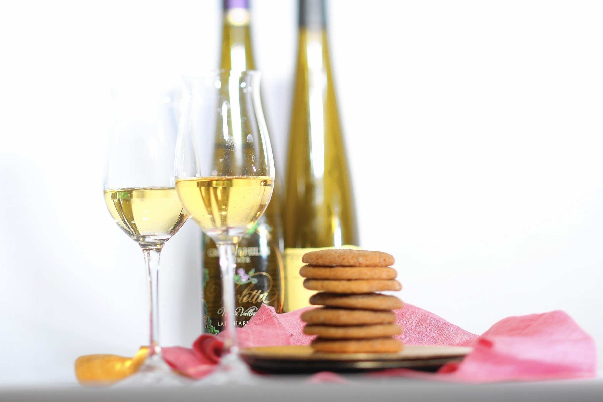 Wine And Dessert
 5 great after dinner wines if you want to drink your