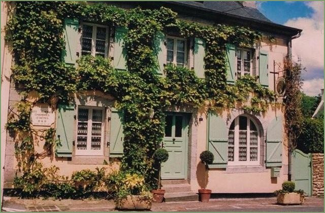 You Own A Bed And Breakfast In Southern France
 Les Glycines charming bed and breakfast chambres d hotes
