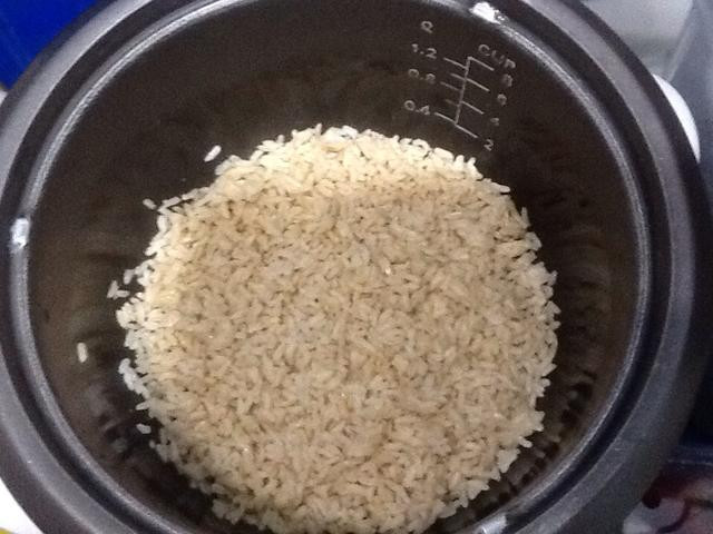 1 Cup Of Brown Rice
 How to Cook Salmon Fillet Tomato Salad & Brown Rice