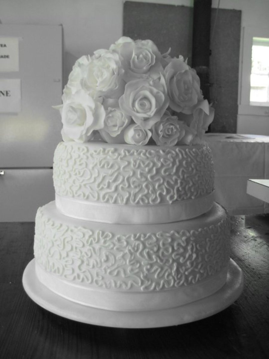 2 Tier Wedding Cakes
 Wedding Cake White Roses Two Tiered CakeCentral