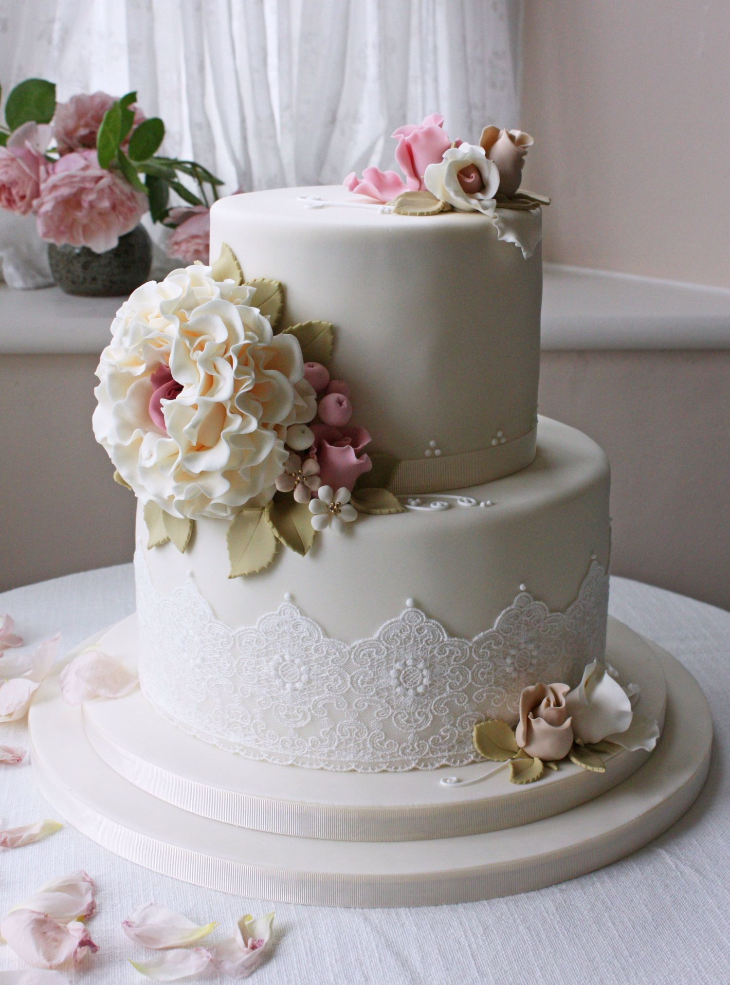 2 Tier Wedding Cakes
 Wedding Cake Ideas