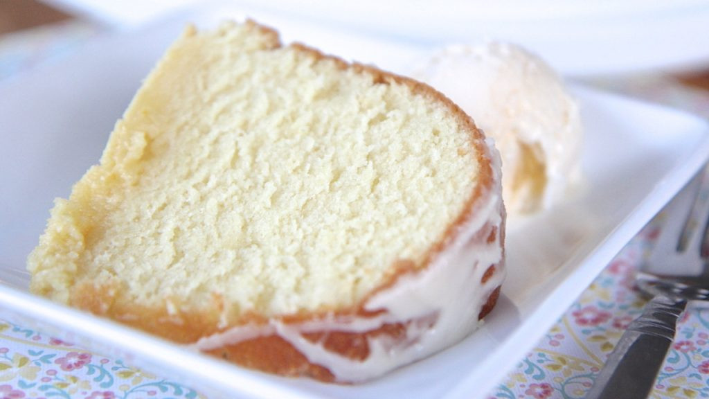 5 Flavor Pound Cake
 Southern Five Flavor Pound Cake Recip