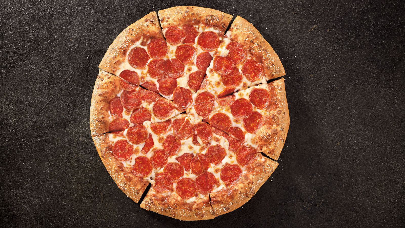 911 Pepperoni Pizza
 Woman Dials 911 to Report Pizza s Suspicious Lack of