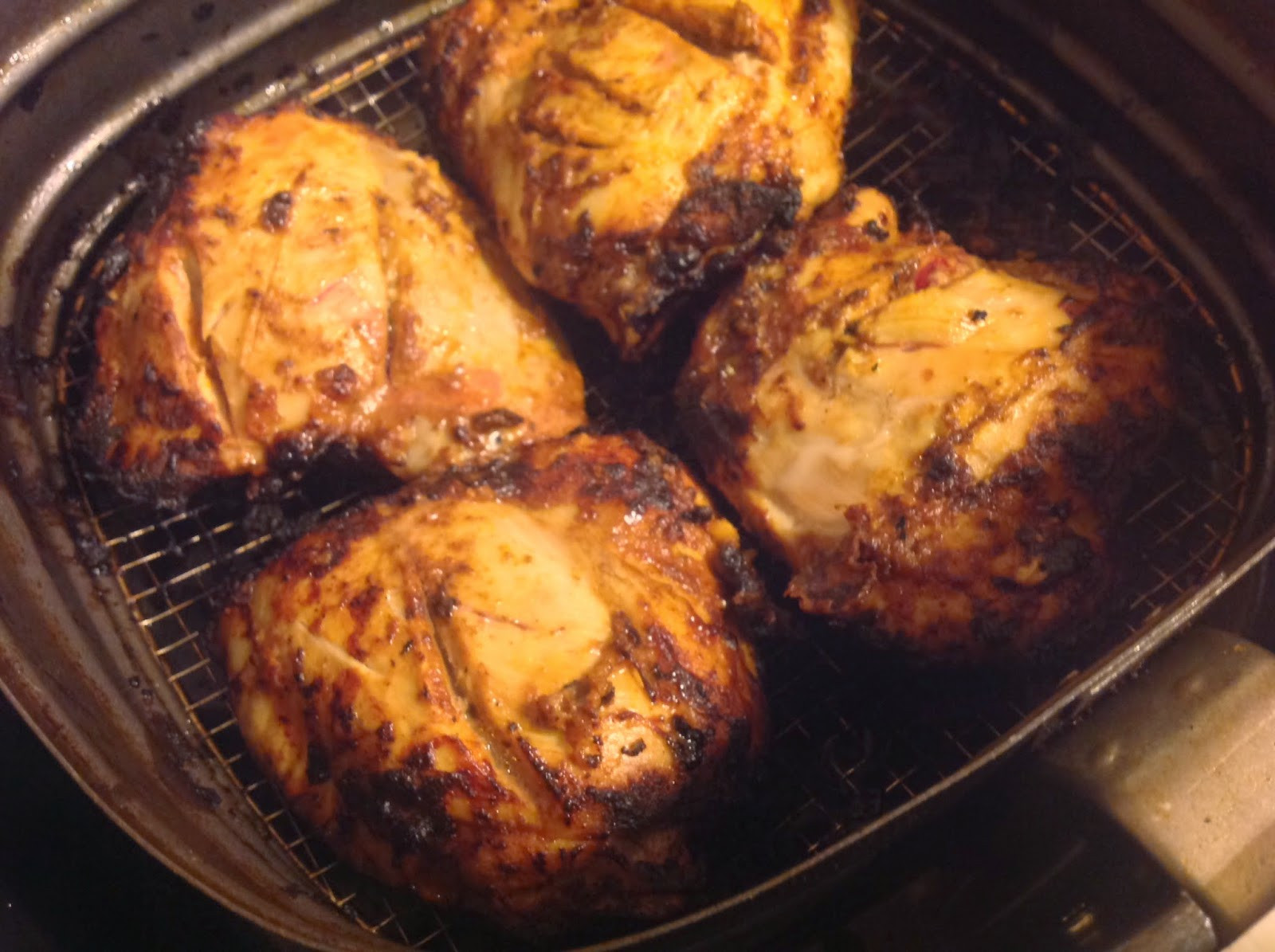 Air Fryer Chicken Thighs
 Bake a Mania Tandoori Chicken in the Philips Airfryer