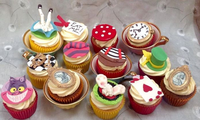 Alice In Wonderland Cupcakes
 10 Easy Cupcakes Inspired By Kids’ Movies