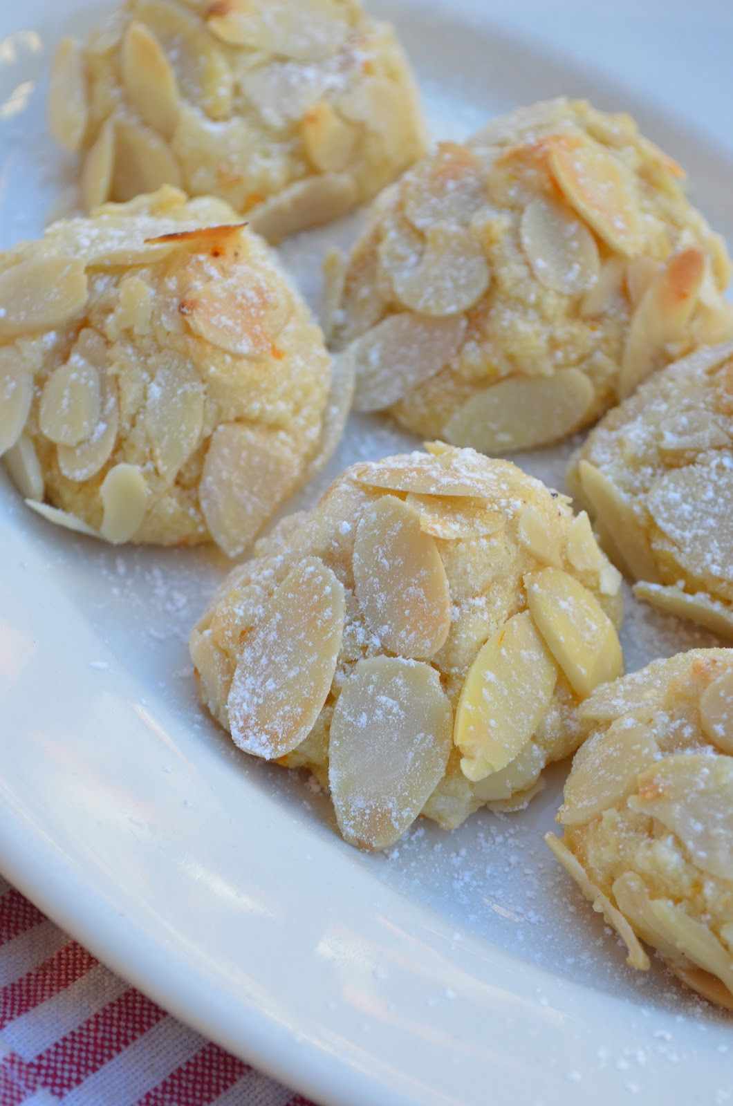 Almond Cookies Recipe
 amour fou d almond cookies