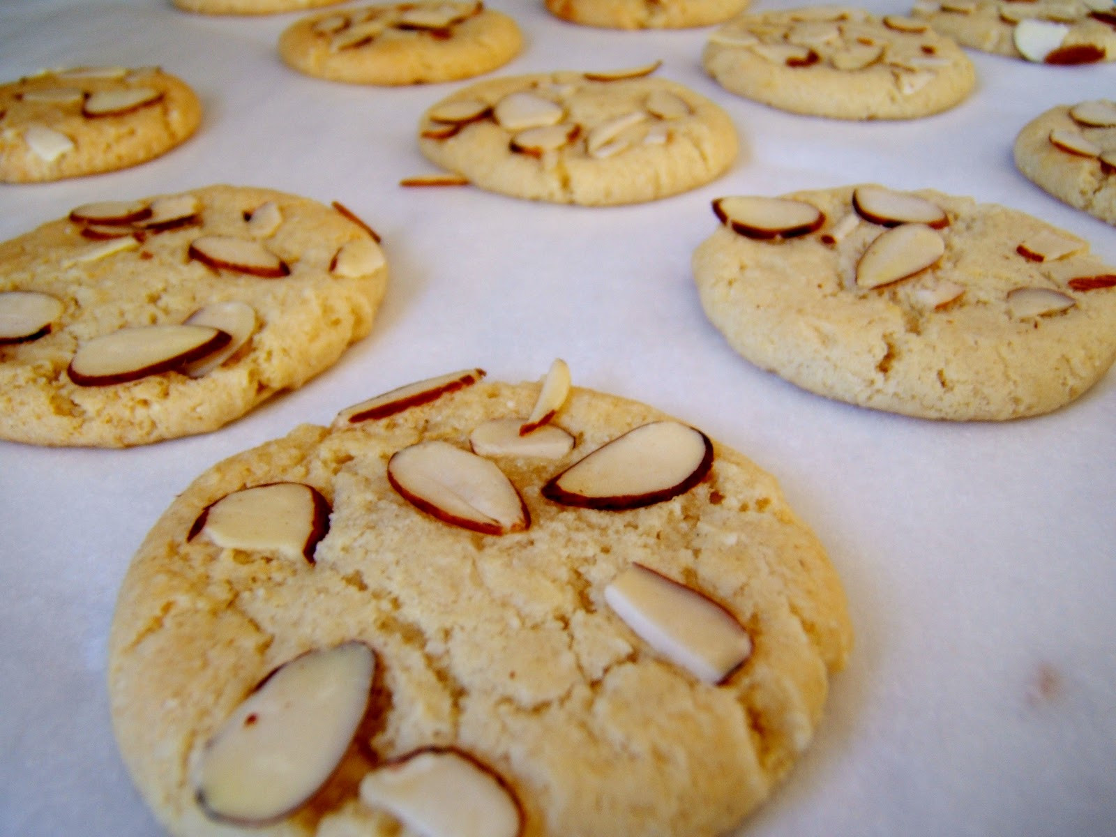 Almond Cookies Recipe
 Almond Cookies Recipe Easy Dessert Recipes