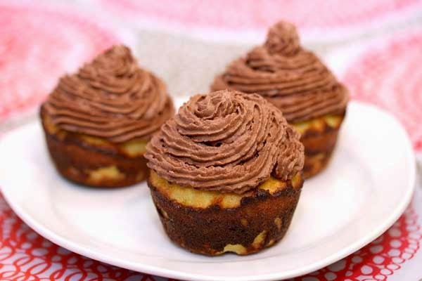 Almond Flour Cupcakes
 Almond Flour Vanilla Cupcakes Recipe
