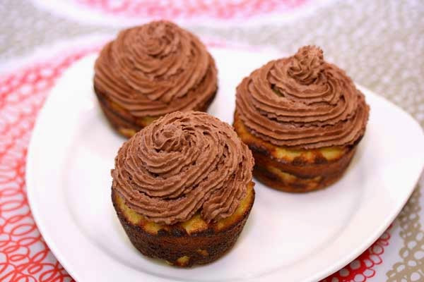 Almond Flour Cupcakes
 Almond Flour Vanilla Cupcakes Recipe