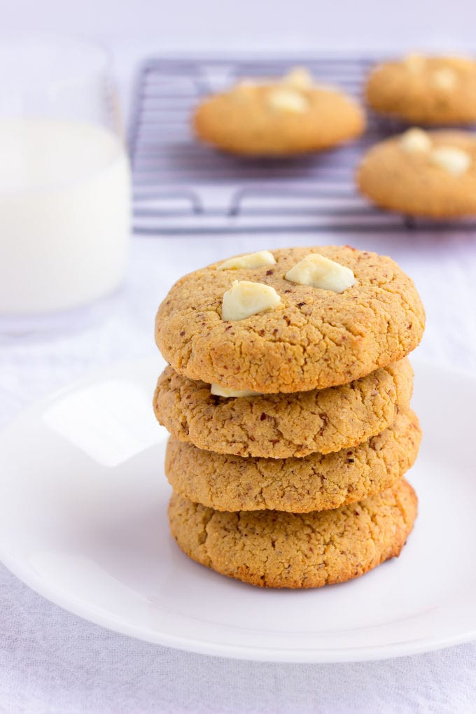 Almond Flour Peanut Butter Cookies
 Almond Flour & Peanut Butter Protein Cookies e Clever Chef