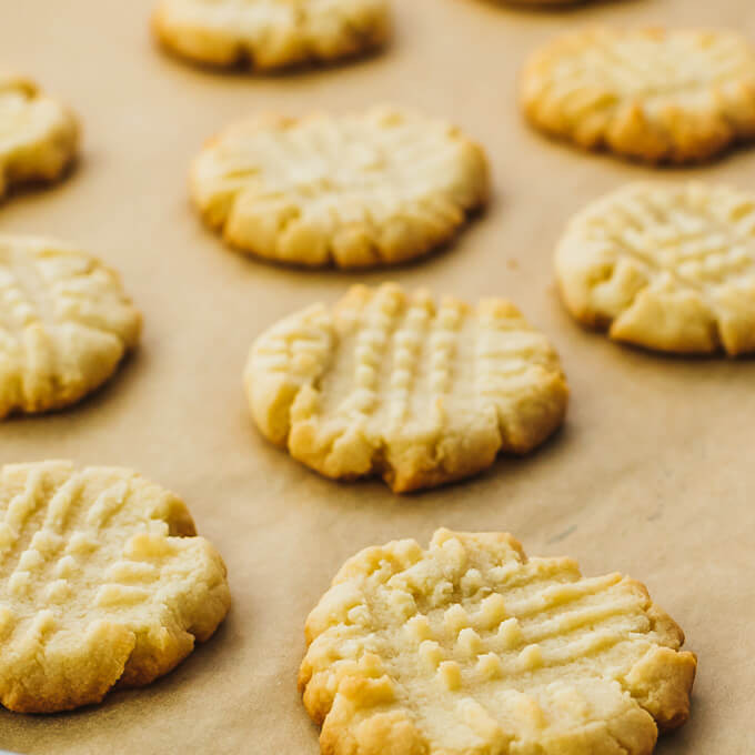 Almond Flour Peanut Butter Cookies
 almond flour peanut butter cookies