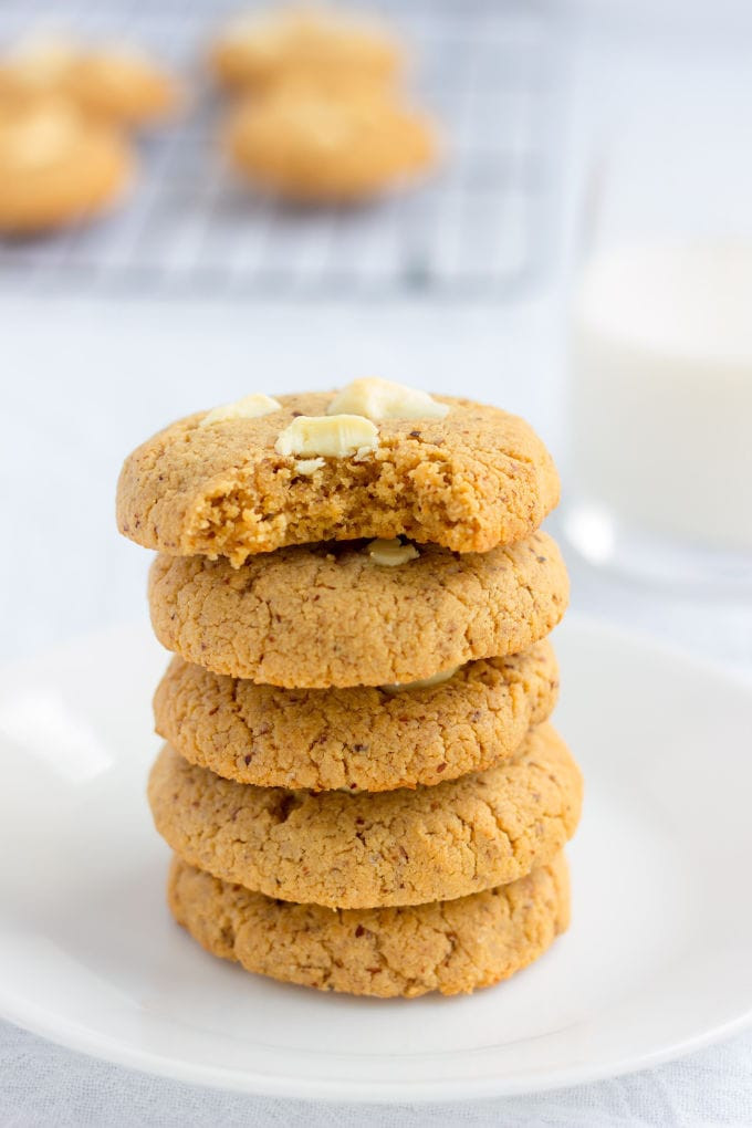 Almond Flour Peanut Butter Cookies
 Almond Flour & Peanut Butter Protein Cookies e Clever Chef