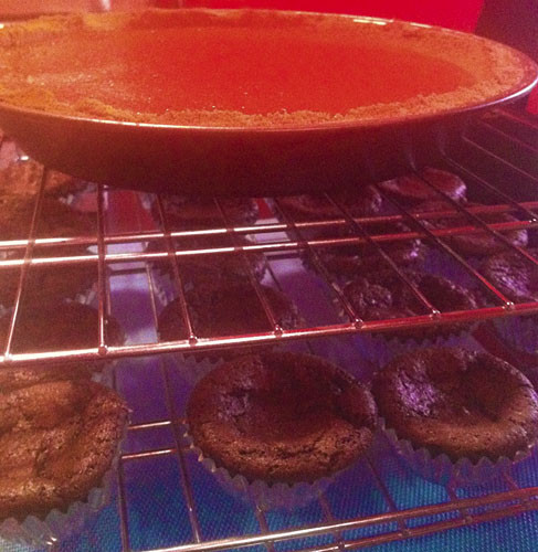 Alton Brown Pumpkin Pie
 Salty Caramel Chocolate Cupcakes Cupcakes by Amélie