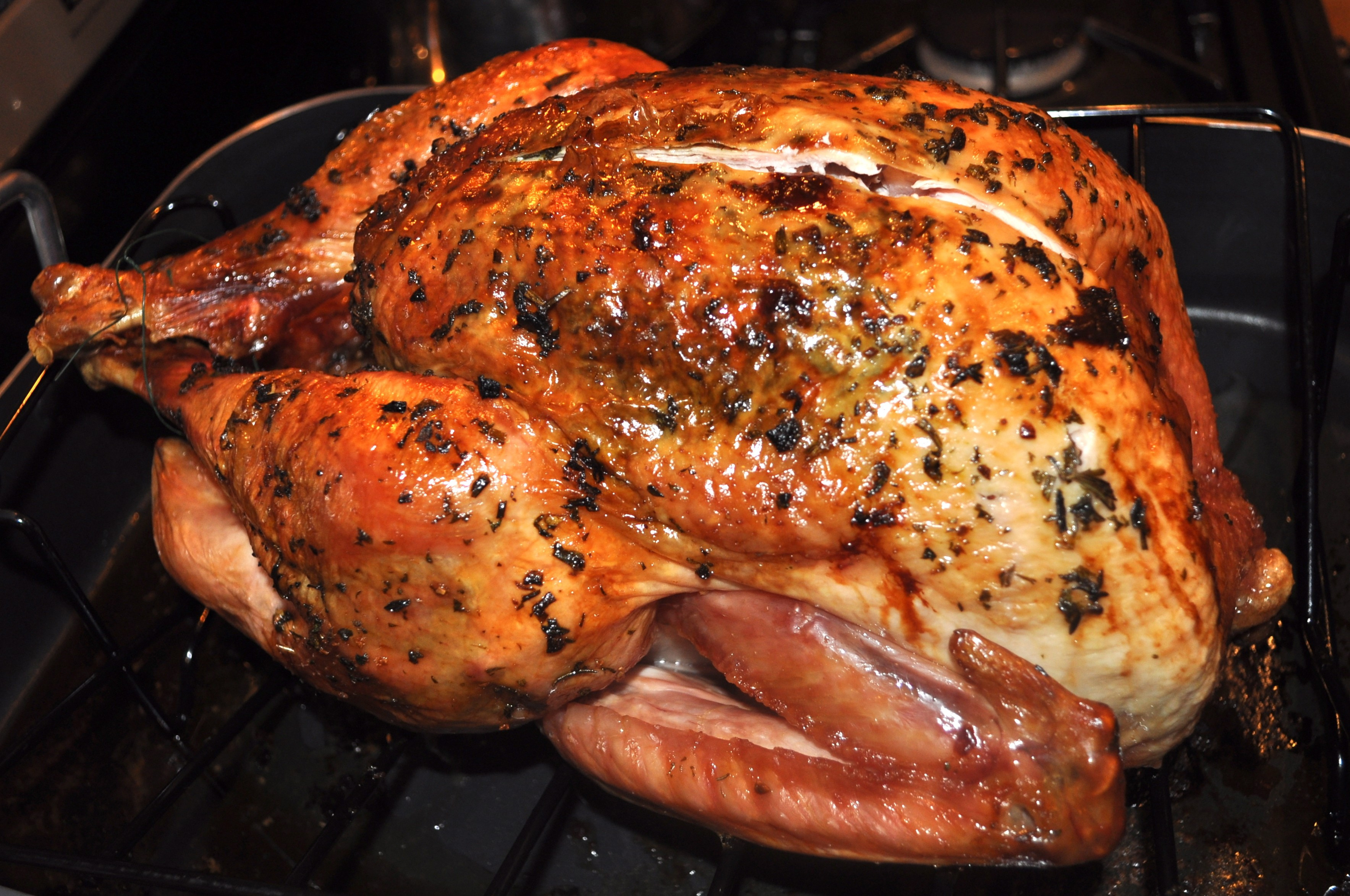 Alton Brown Turkey Brine Recipe
 Alton Brown s Classic Brined and Roasted Turkey Steve s