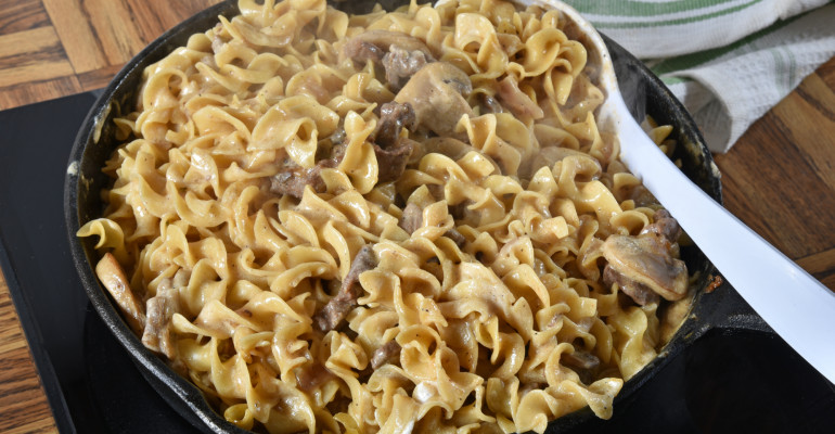 Amish Beef And Noodles
 Tastee Recipe Amish Style Beef And Noodles Perfect for