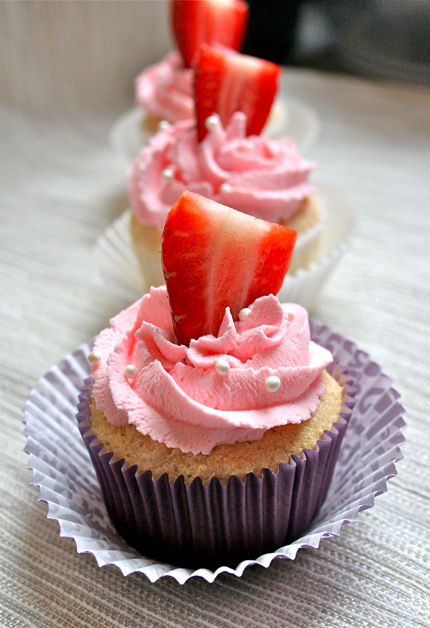 Angel Food Cake Cupcakes
 Angel Food Cupcakes with Whipped Cream