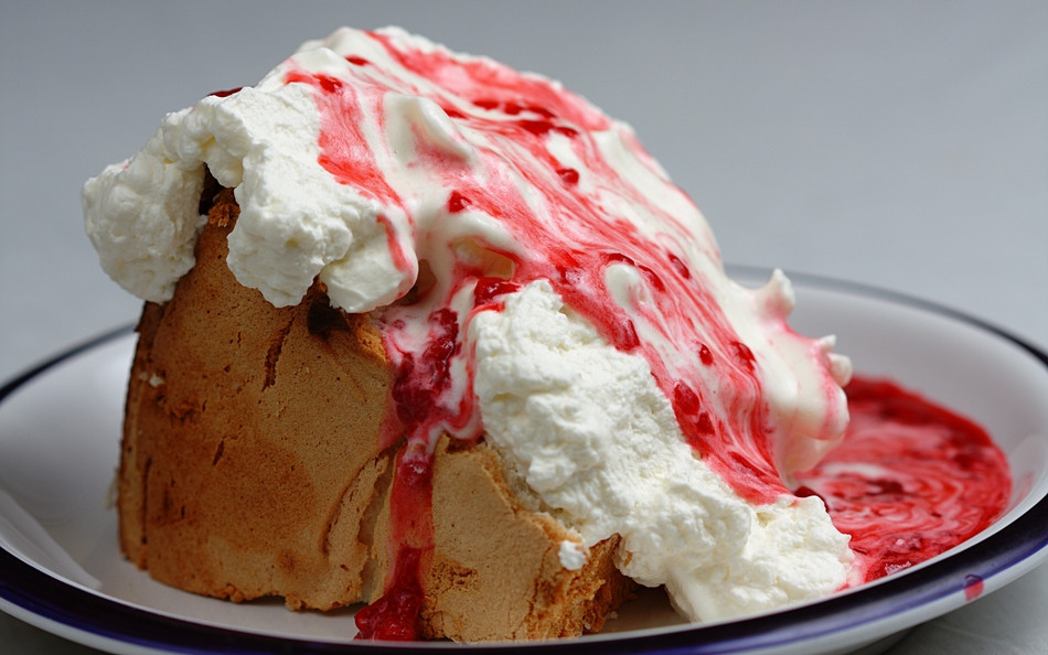 Angel Food Cake Toppings
 Angel Food Cake with Raspberry Topping Klopp s Kitchen