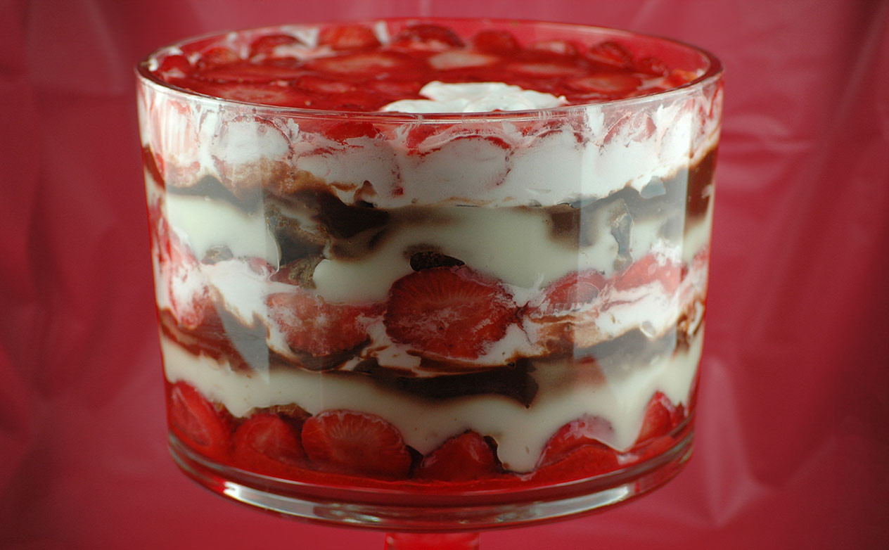 Angel Food Cake Trifles
 trifle recipe with angel food cake and strawberries