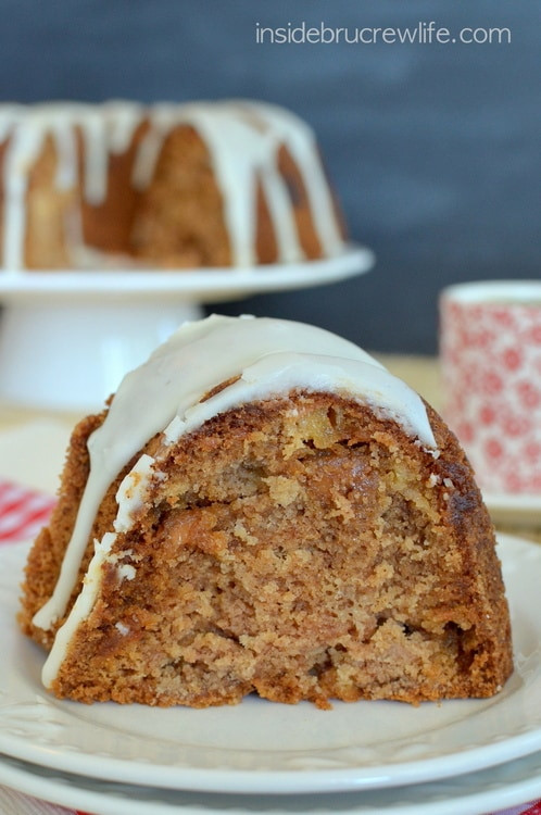 Apple Bundt Cake
 Caramel Apple Bundt Cake