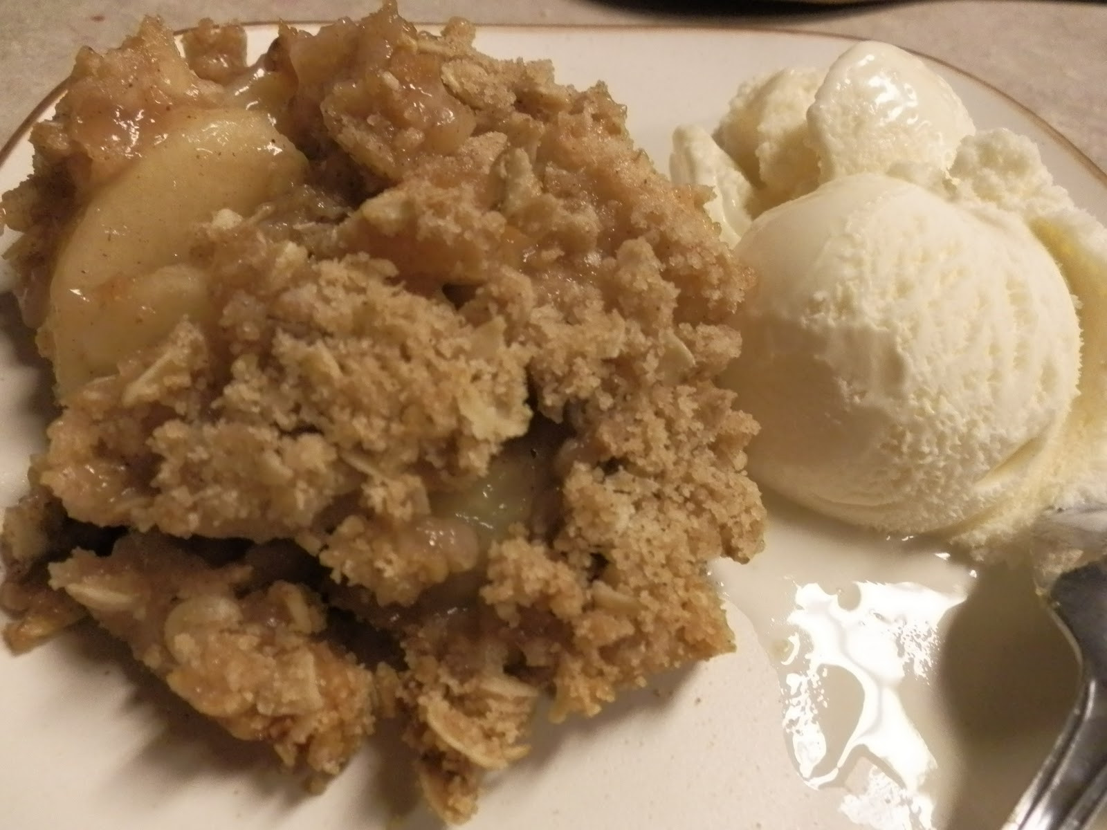 Apple Crisp With Pie Filling
 Out of the Garden Apple Crisp with Canned Apples