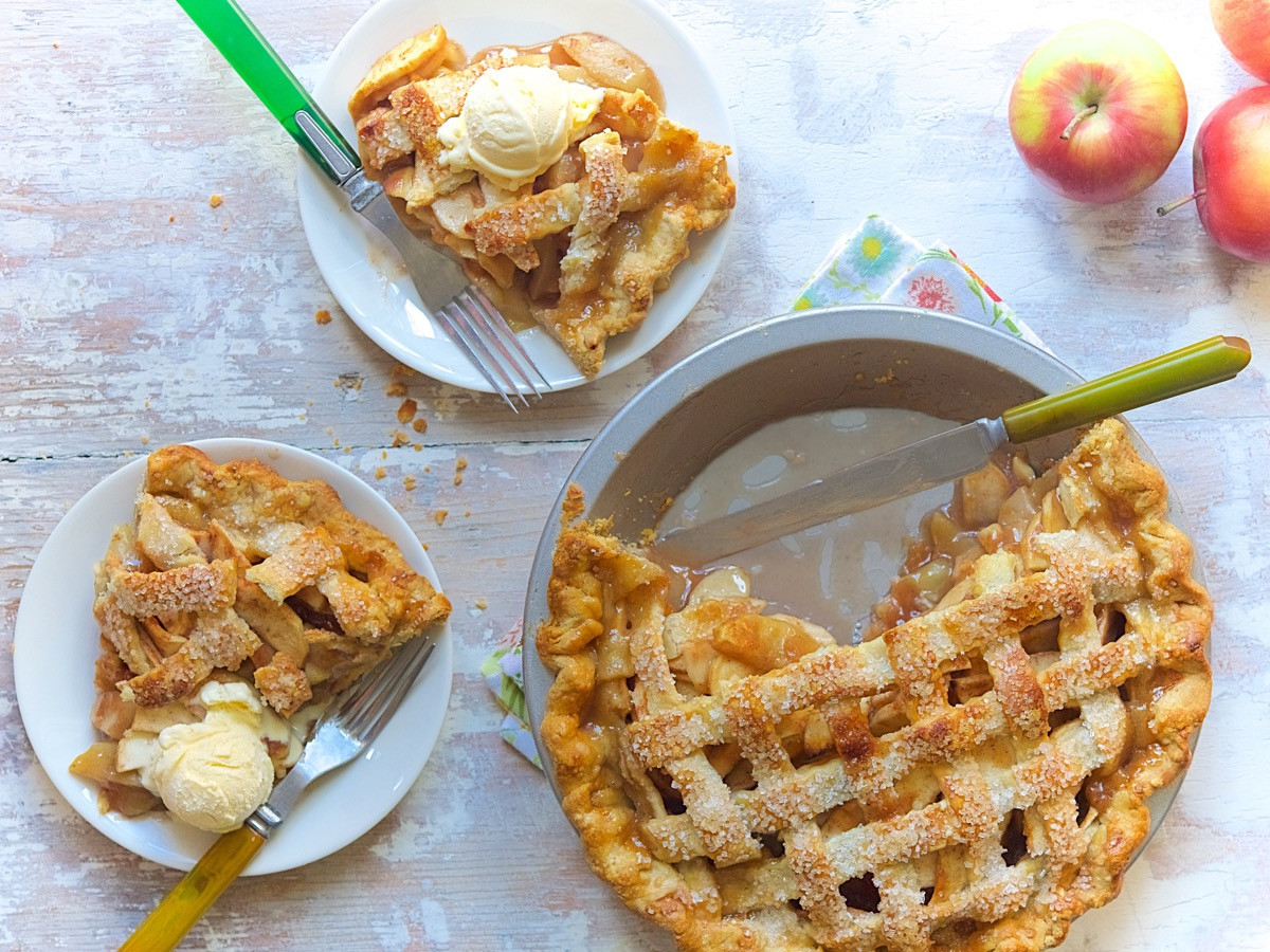 Apple Pie Bake
 Apple Pie Bakealong Flourish King Arthur Flour