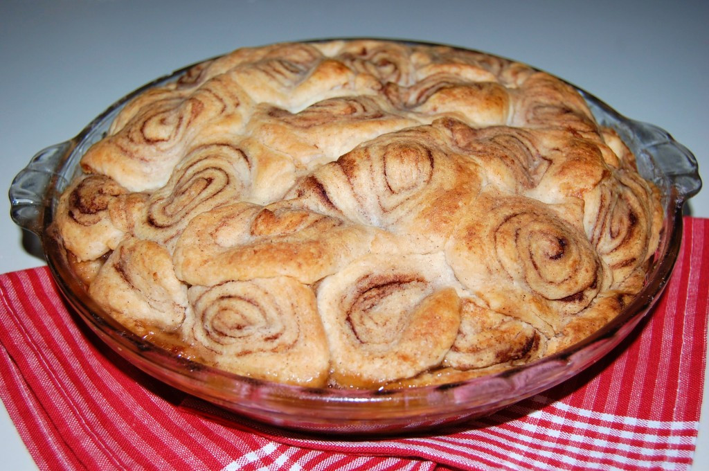 Apple Pie Cinnamon Rolls
 Apple Pie with Cinnamon Roll Pie Crust