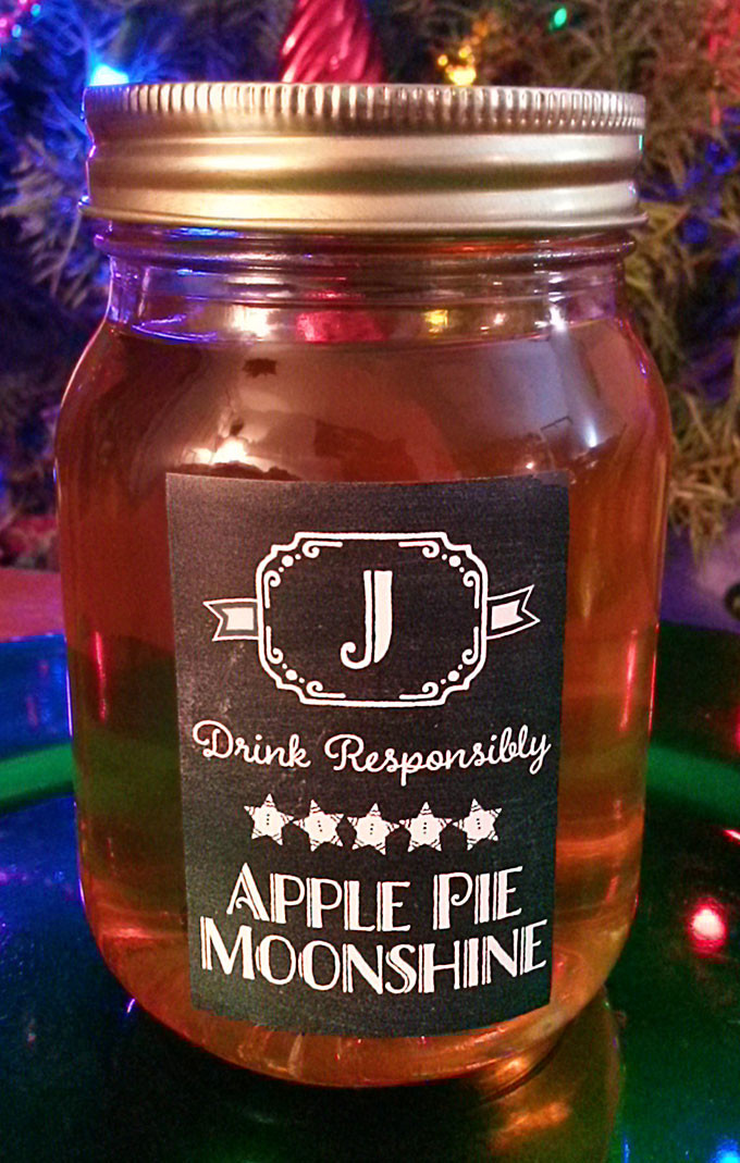 Apple Pie Moonshine Cocktail
 Homemade Apple Pie Moonshine