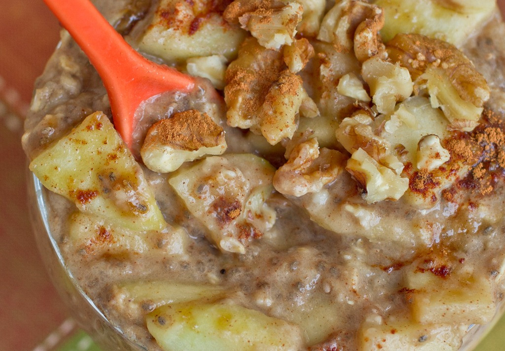 Apple Pie Oatmeal
 Apple Pie Oatmeal — Oh She Glows