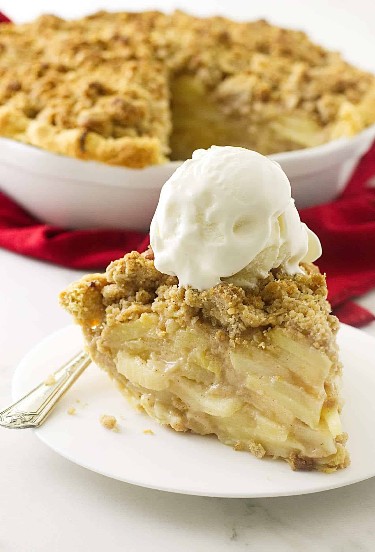 Apple Pie Topping
 Dutch Apple Pie with Oatmeal Streusel Savor the Best