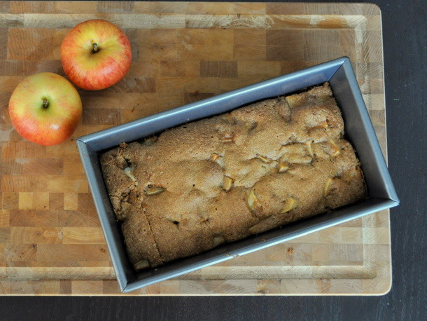 Apple Quick Bread
 Wake and Bake Apple Cinnamon Quick Bread