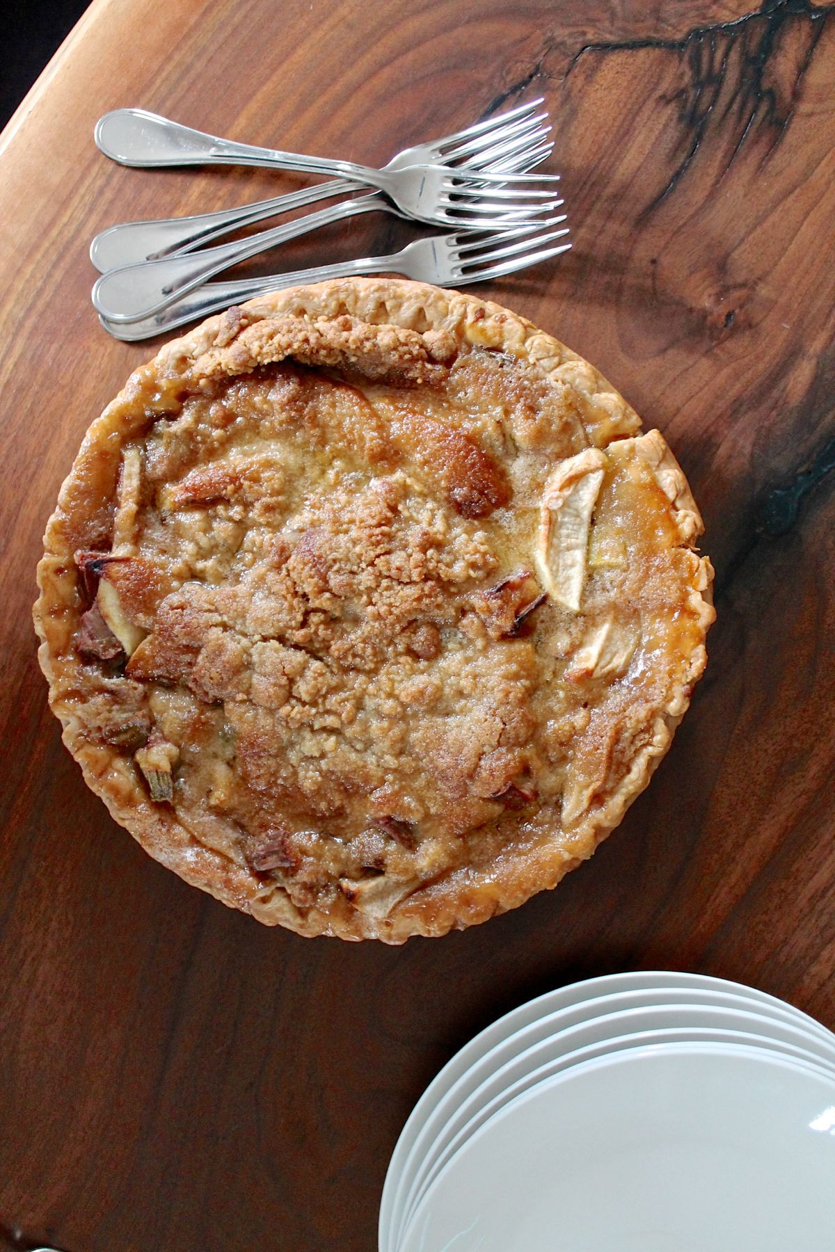 Apple Rhubarb Pie
 French Style Apple Rhubarb Pie thekittchen