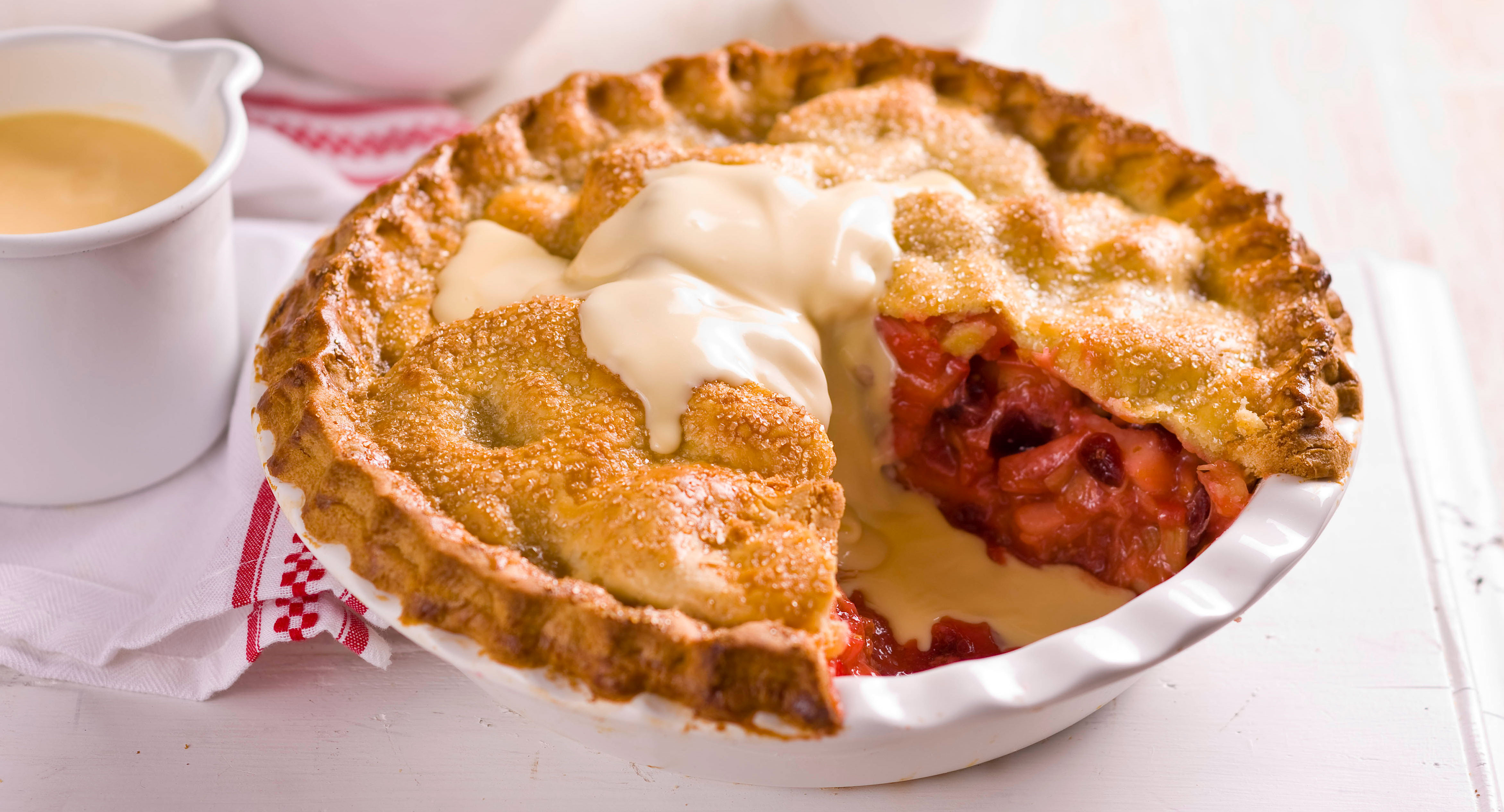 Apple Rhubarb Pie
 Double Crusted Apple & Rhubarb Pie