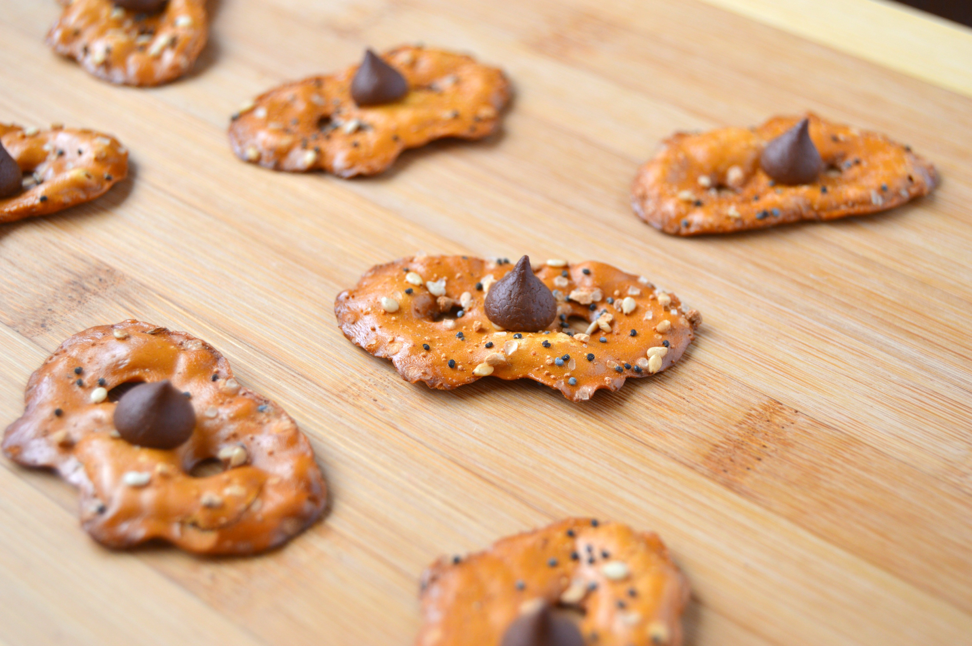 Are Pretzels Healthy
 Healthy Sweet and Salty Chocolate Pretzels