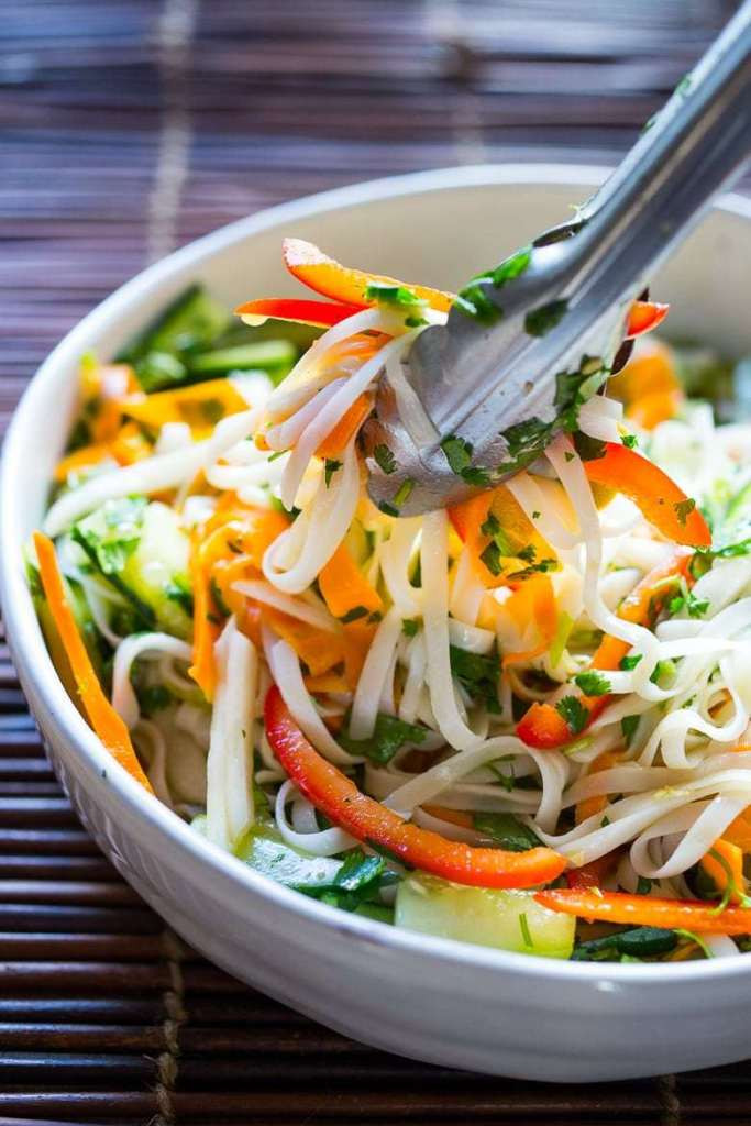 Are Rice Noodles Healthy
 Vietnamese Rice Noodle Salad w Pickled Ve ables