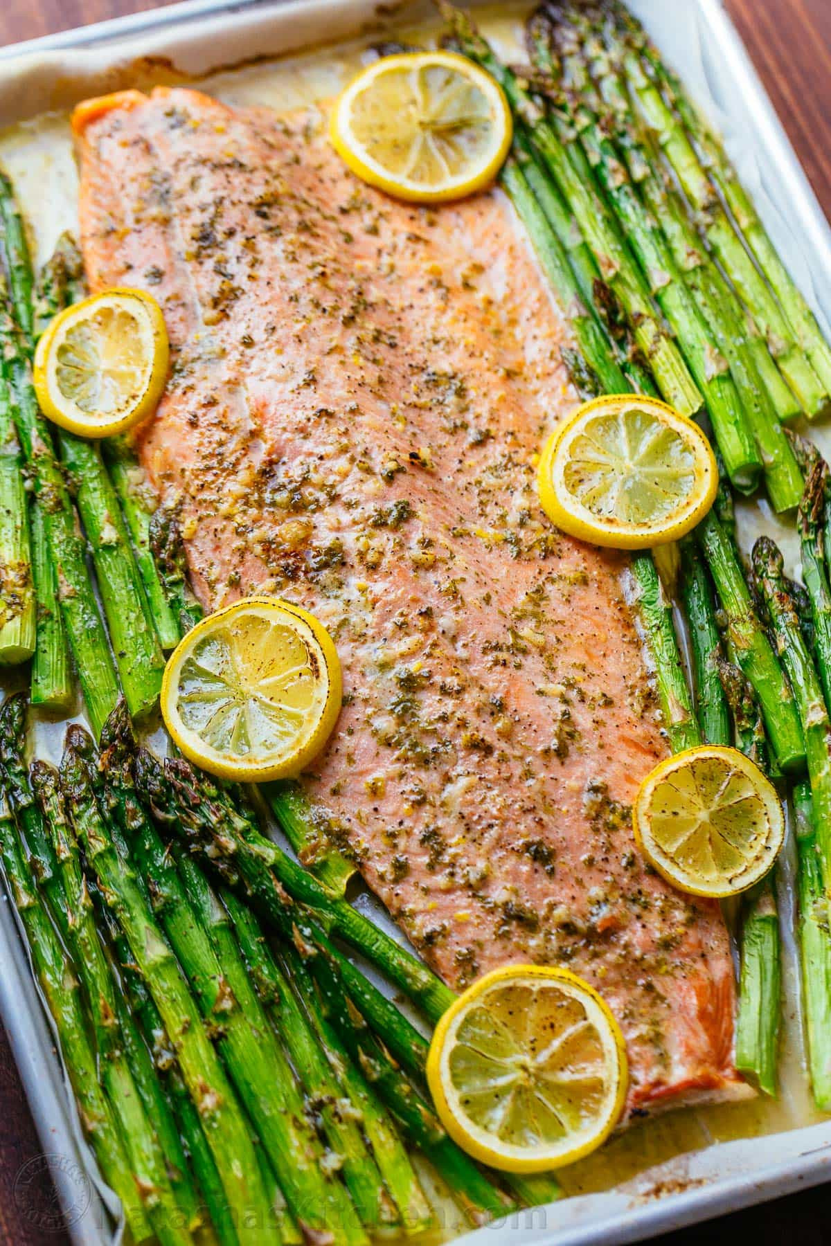 Asparagus And Salmon
 e Pan Salmon and Asparagus with Garlic Herb Butter