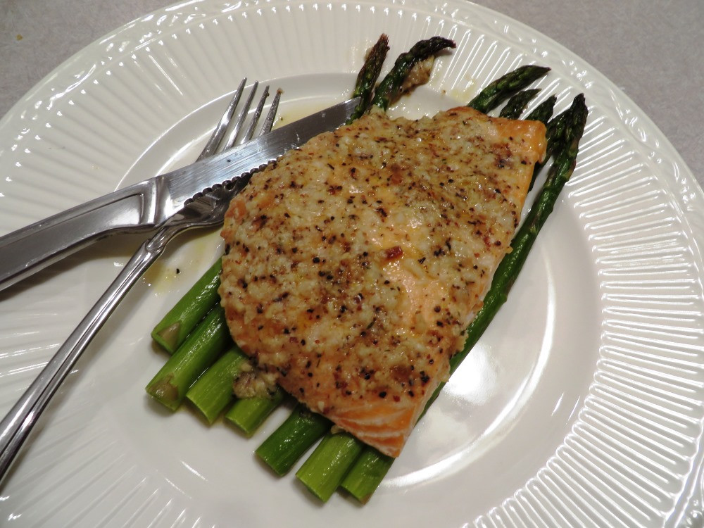 Asparagus And Salmon
 Garlic Parmesan Salmon & Asparagus Foil Pack