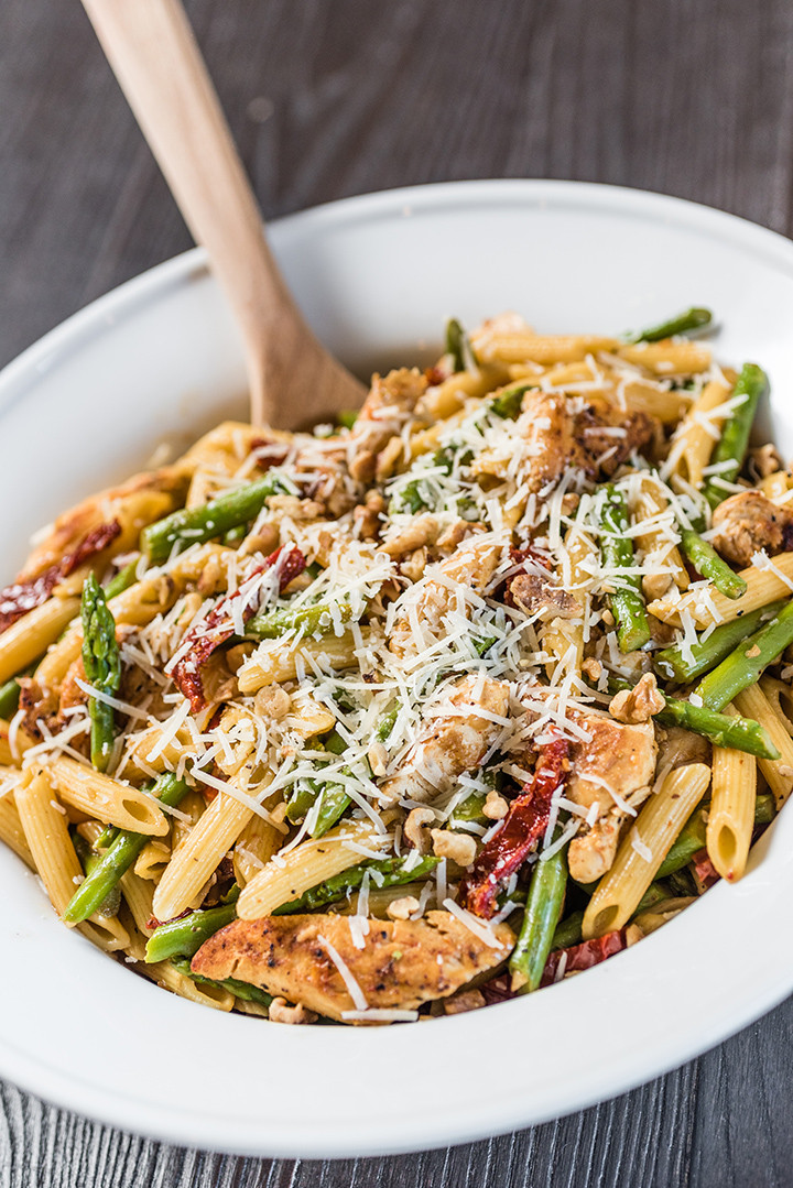 Asparagus Pasta Recipe
 Asparagus and Chicken Penne Pasta with Lemon Butter Sauce