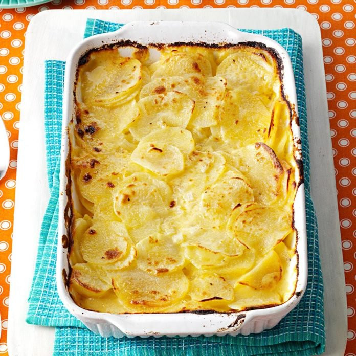 Au Gratin Potatoes Recipes
 Simple Au Gratin Potatoes Recipe