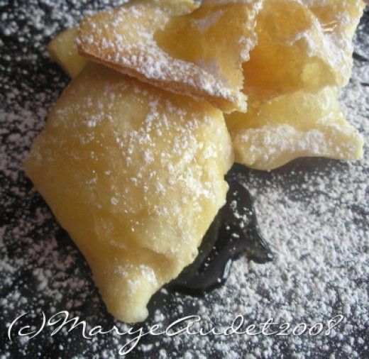 Authentic Mexican Desserts
 Sopapillas and Flan Authentic Mexican Dessert Recipes