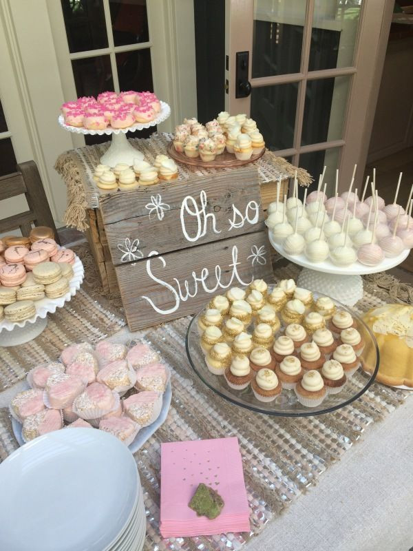 Baby Shower Desserts
 Haylie Duff s Dessert Table at her baby shower