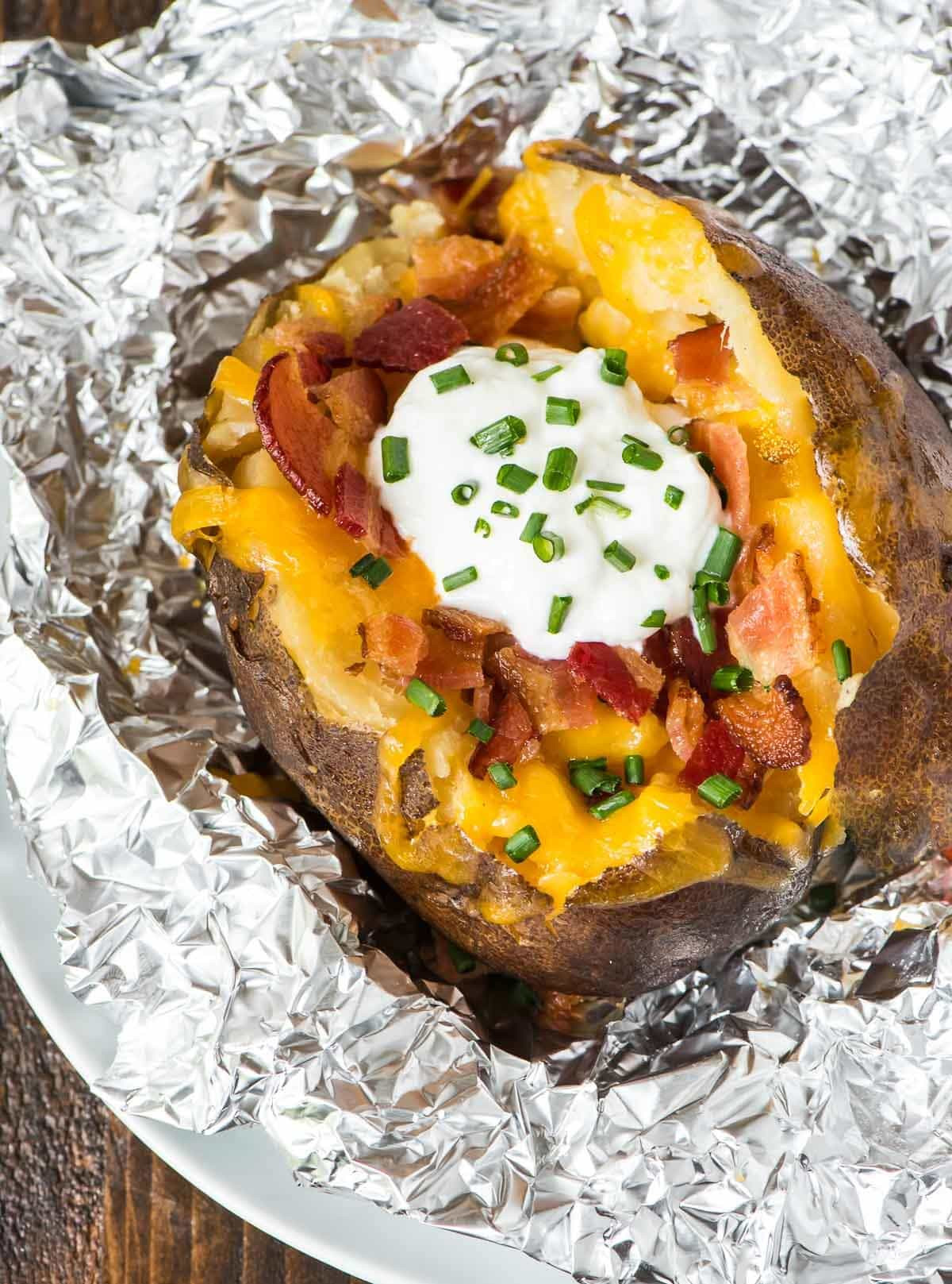 Bake A Potato
 How to Make Crock Pot Baked Potatoes