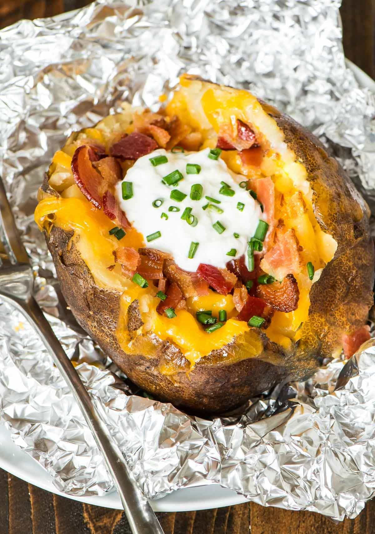 Bake A Potato
 How to Make Crock Pot Baked Potatoes