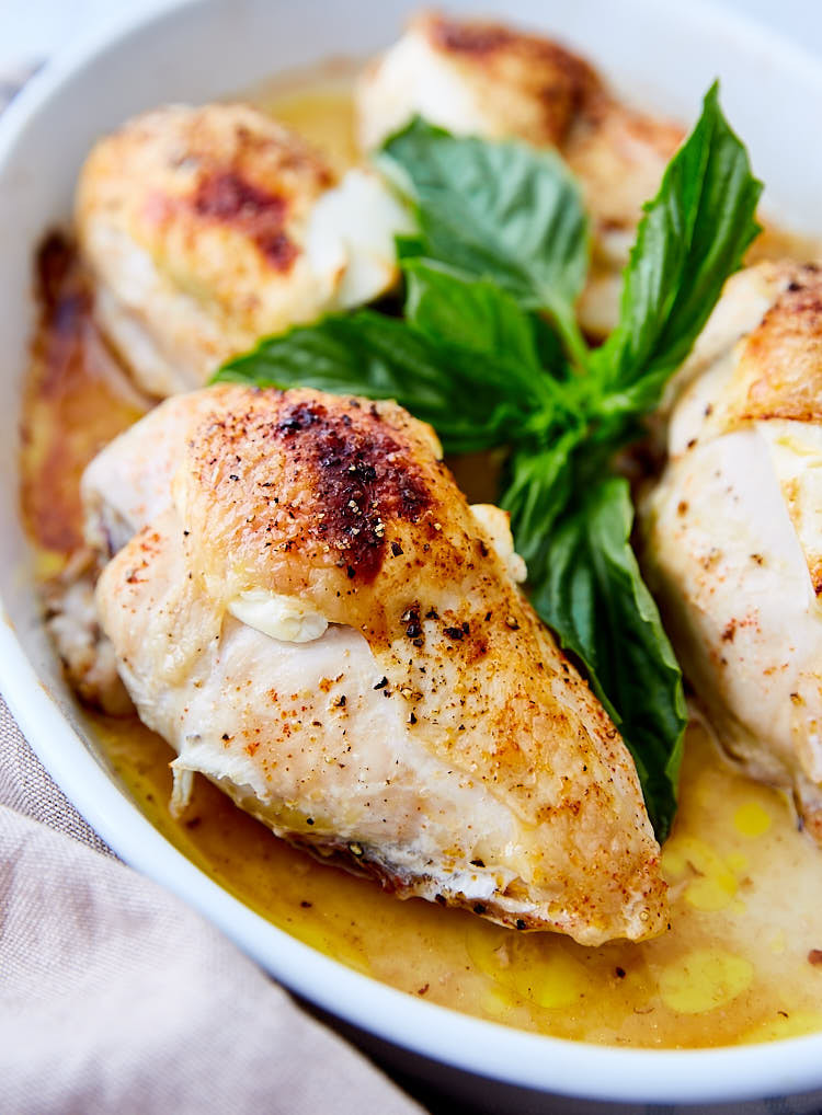Baked Bone In Chicken Breast
 3 Ingre nt Baked Chicken Breast with Goat Cheese and