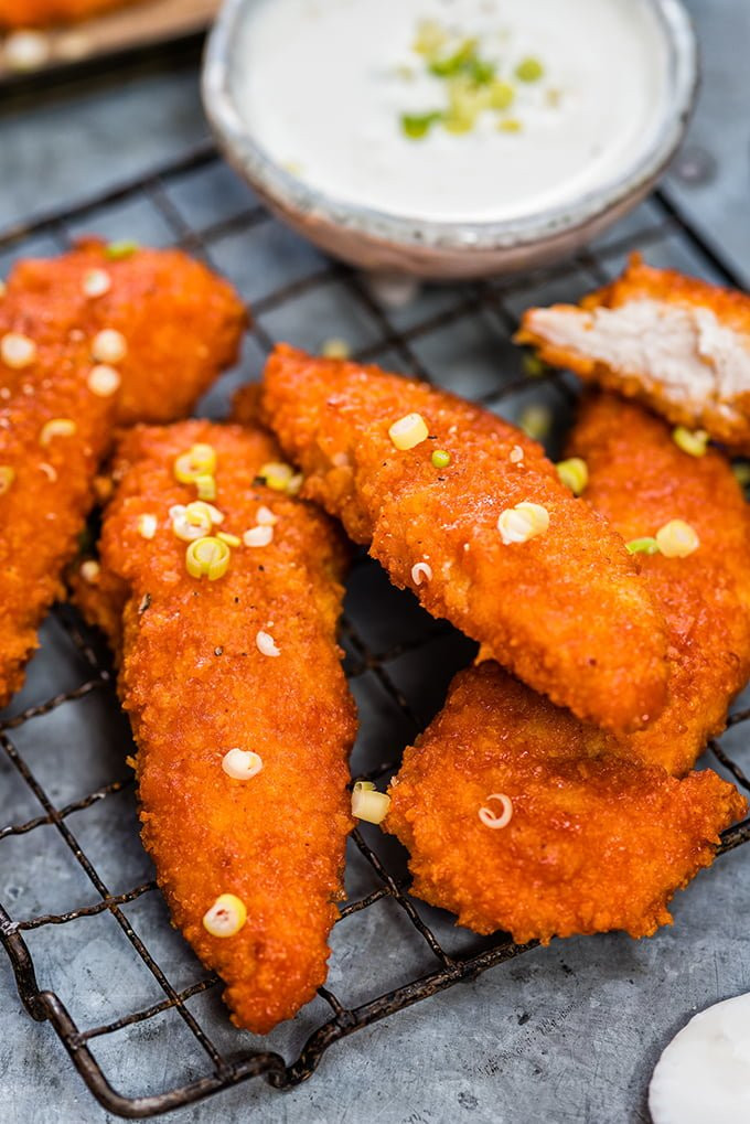 Baked Buffalo Chicken Tenders
 Oven baked Buffalo chicken fingers with feta yoghurt dip