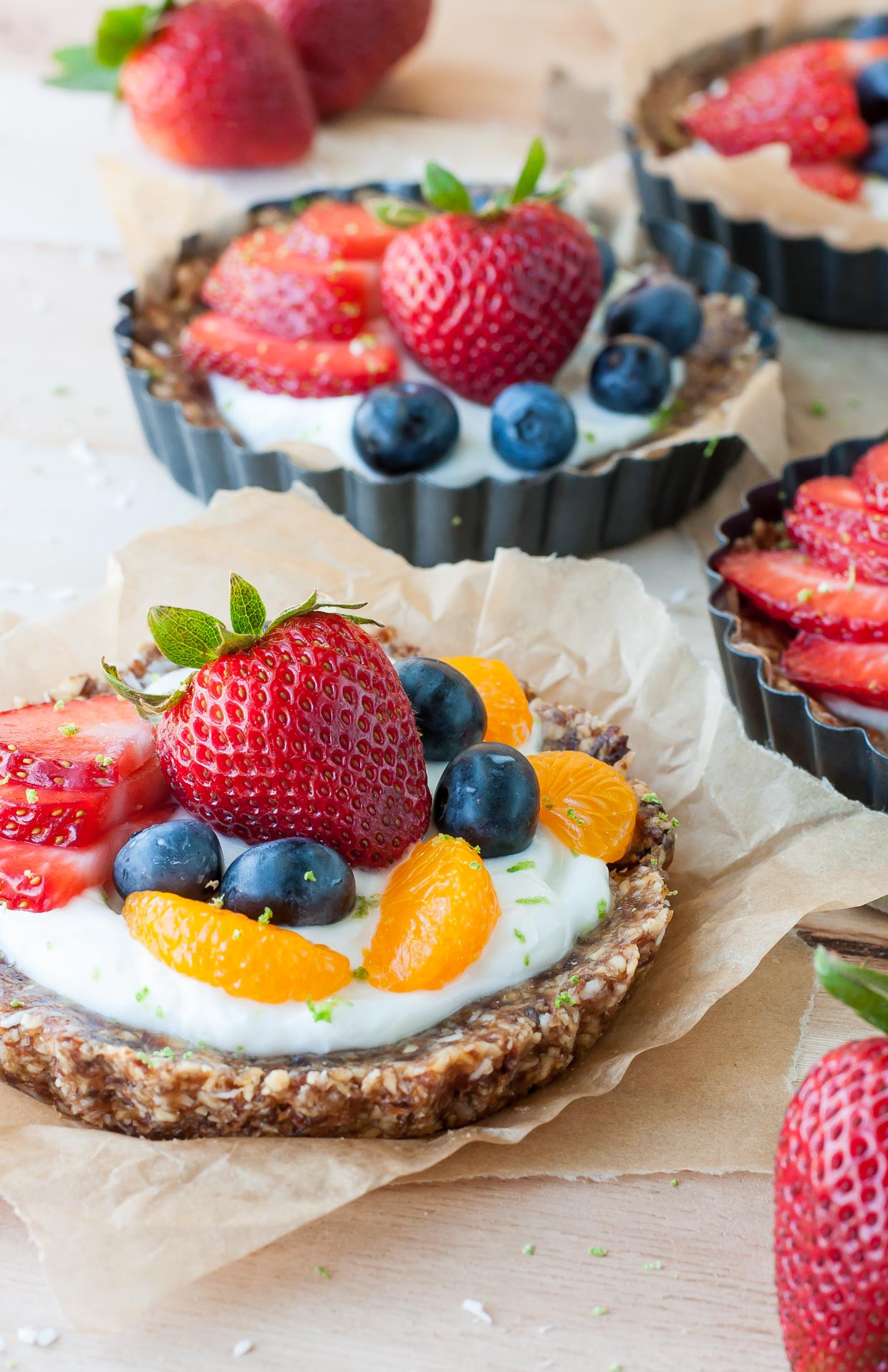 Baked Fruit Desserts
 Healthy No Bake Coconut Lime Fruit and Yogurt Tarts Peas