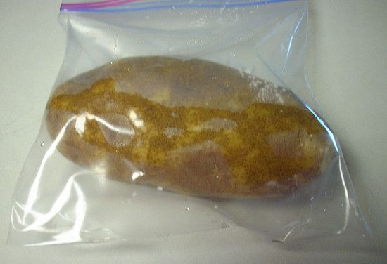 Baked Potato In Microwave Ziplock Bag
 How to make a quick and tasty baked potato in the