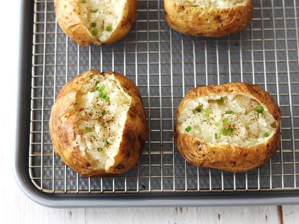 Baked Potato In Toaster Oven
 The Ultimate Guide to Toaster Oven Baked Potatoes