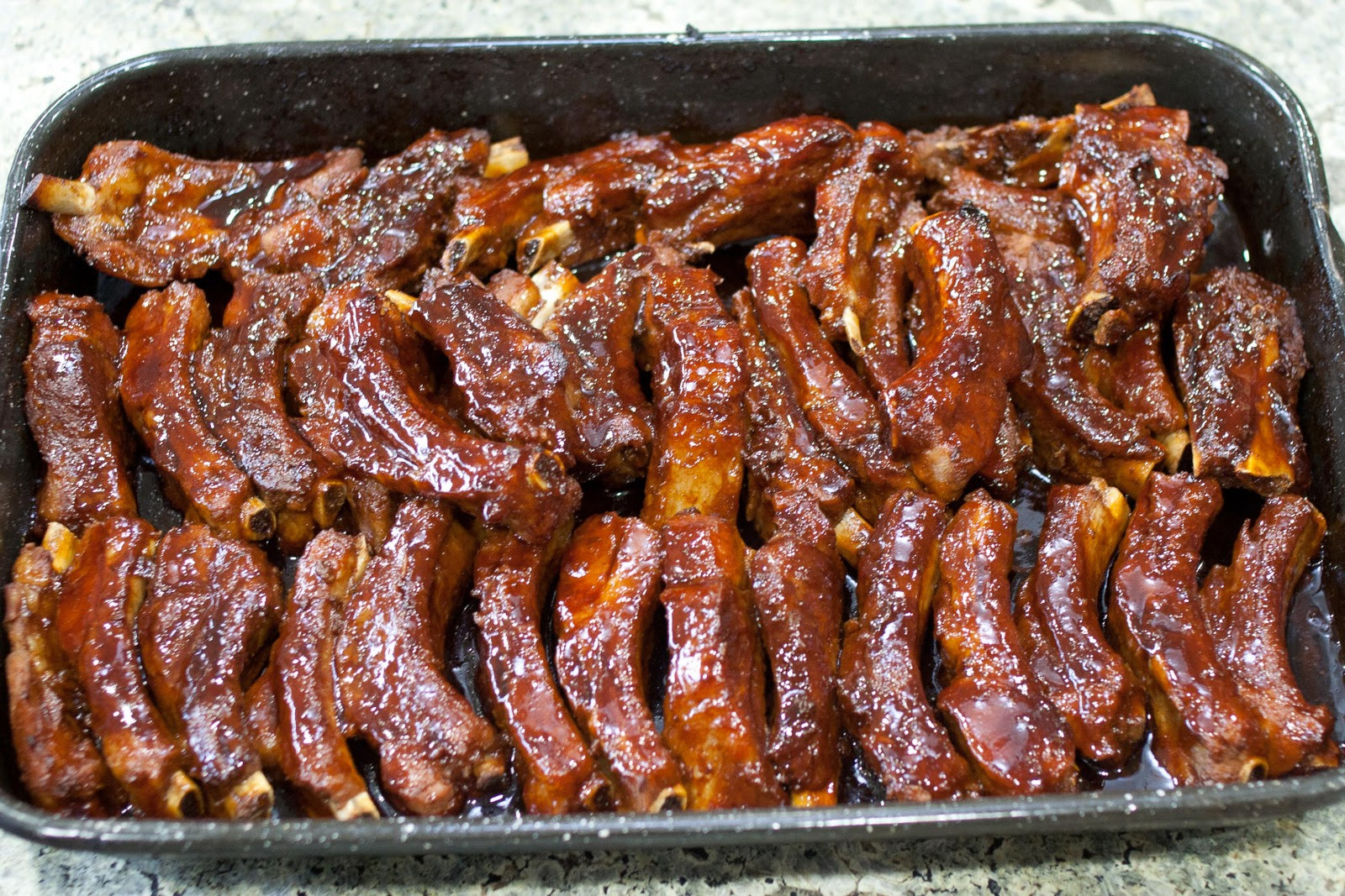 Baking Pork Ribs
 FOODjimoto Oven Baked Pork Ribs